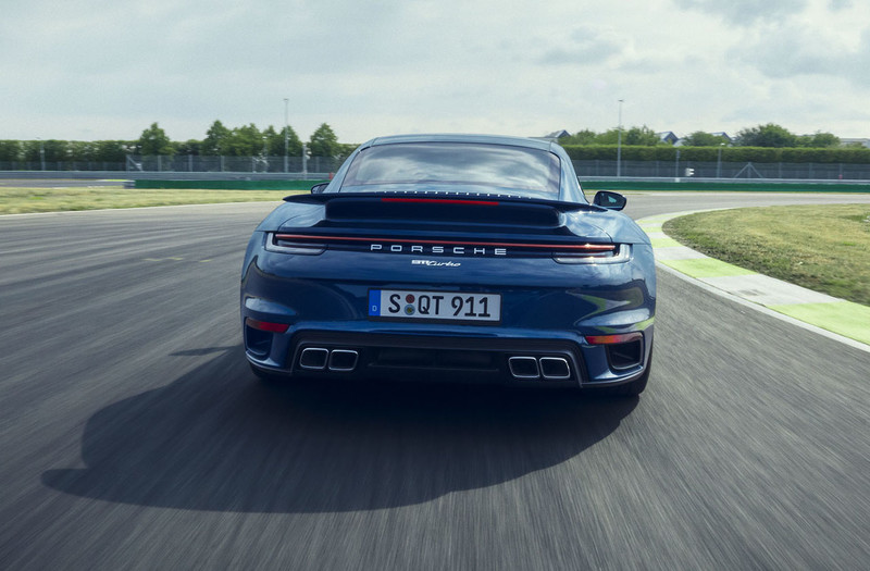 新世代《Porsche 911 Turbo》性能媲美上一代Turbo S！國內預售價970萬元起跳