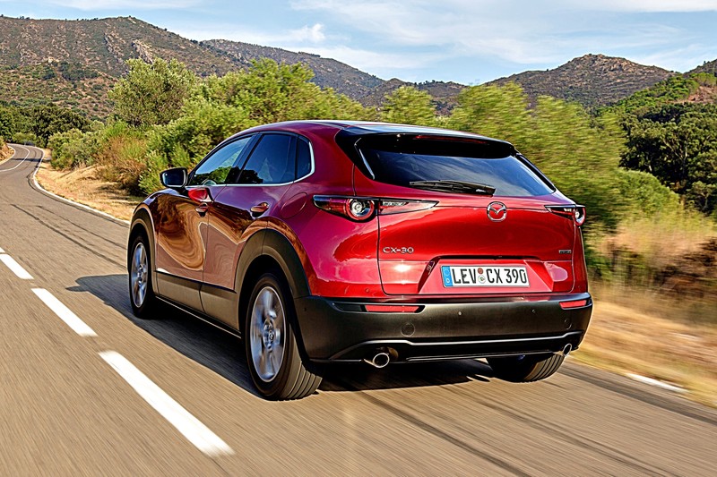 「選車東西軍」之《Skoda Karoq》或《Mazda CX-30》? 歐/日中小型跨界休旅、價差僅1萬元,你偏好哪一款? 「選車東西軍」之《Skoda Karoq》或《Mazda CX-30》? 歐/日中小型跨界休旅、價差僅1萬元,你偏好哪一款?