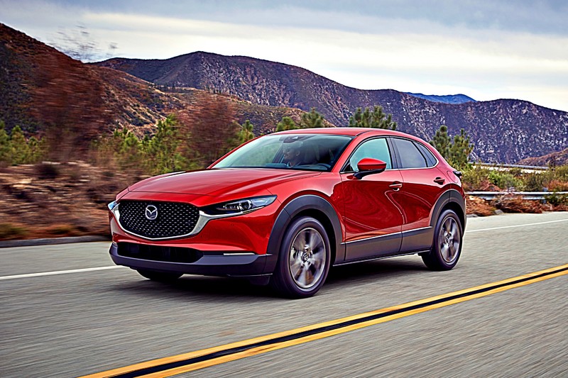 「選車東西軍」之《Skoda Karoq》或《Mazda CX-30》? 歐/日中小型跨界休旅、價差僅1萬元,你偏好哪一款? 「選車東西軍」之《Skoda Karoq》或《Mazda CX-30》? 歐/日中小型跨界休旅、價差僅1萬元,你偏好哪一款?