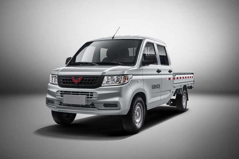 超帥《Bronco》導入台灣難度高(一)《Pickup+SUV》福特跨界越野追殺藍哥! 超帥《Bronco》導入台灣難度高(一)《Pickup+SUV》福特跨界越野追殺藍哥!