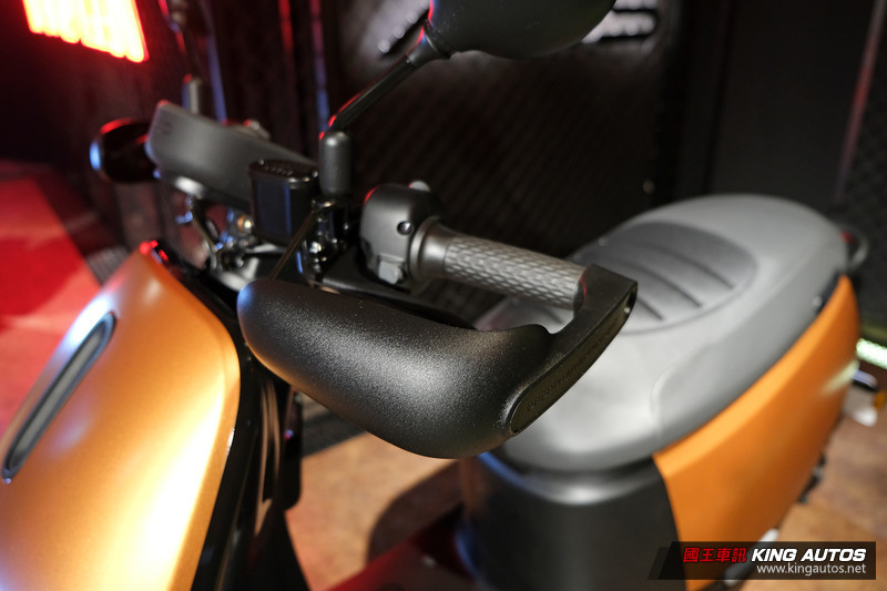 《Gogoro 2 Rumbler》推出ABS版本追加閃霧銅新色 含補助最低入手價66,980元 《Gogoro 2 Rumbler》推出ABS版本追加閃霧銅新色 含補助最低入手價66,980元