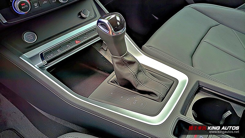 「選車東西軍」之《Audi Q3》或《BMW X1》? 德系中小型跨界休旅、價差5萬元,你中意哪一款? 「選車東西軍」之《Audi Q3》或《BMW X1》? 德系中小型跨界休旅、價差5萬元,你中意哪一款?