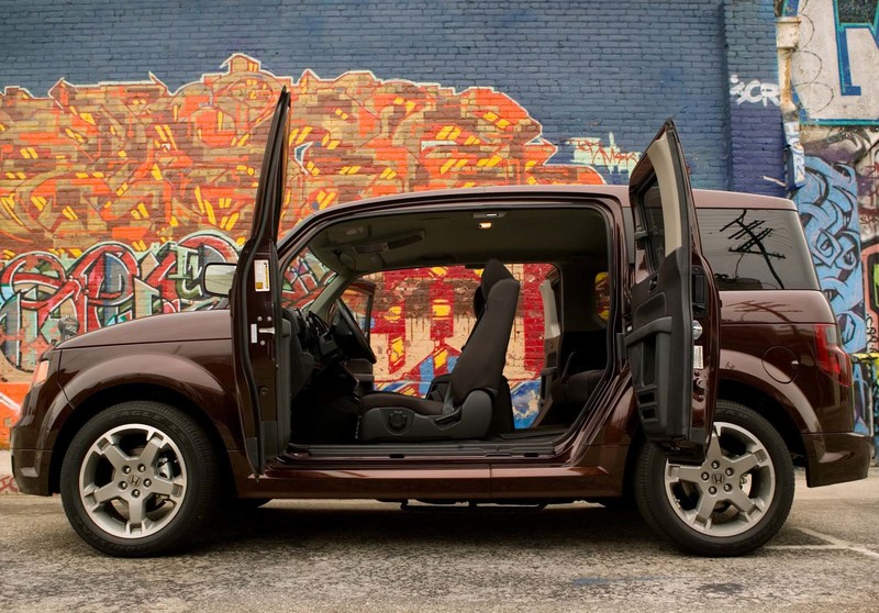 超帥《Bronco》導入台灣難度高(一)《Pickup+SUV》福特跨界越野追殺藍哥! 超帥《Bronco》導入台灣難度高(一)《Pickup+SUV》福特跨界越野追殺藍哥!