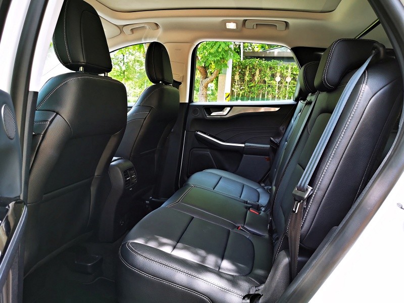 今年就要這部顏值與內涵都是頂尖的全新世代中型都會SUV—The All New Ford Kuga 今年就要這部顏值與內涵都是頂尖的全新世代中型都會SUV—The All New Ford Kuga