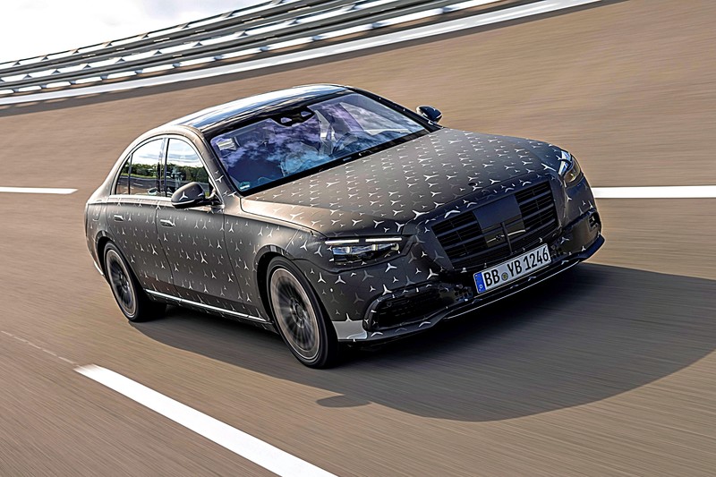 《Mercedes-Benz New S-Class》 全新第7代S-Class能自動提升車高來應對側撞!更有縮小迴轉半徑的後軸轉 《Mercedes-Benz New S-Class》 全新第7代S-Class能自動提升車高來應對側撞!更有縮小迴轉半徑的後軸轉