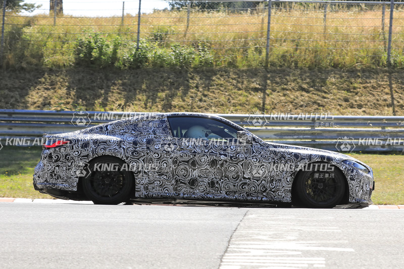 原來下一代《BMW M3》也有大鼻孔 還與《M4 Coupe》同步現身紐柏林賽道 原來下一代《BMW M3》也有大鼻孔 還與《M4 Coupe》同步現身紐柏林賽道