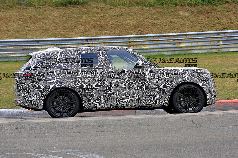 《Range Rover》 紐柏林賽道測試捕獲! 全新第5代車型預估2021下半年發表! 《Range Rover》 紐柏林賽道測試捕獲! 全新第5代車型預估2021下半年發表!