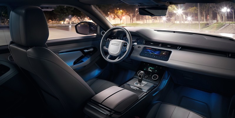 台灣限定版《Range Rover Evoque》268萬起限量導入 升級黑色外觀套件、全景電動天窗等配備 台灣限定版《Range Rover Evoque》268萬起限量導入 升級黑色外觀套件、全景電動天窗等配備