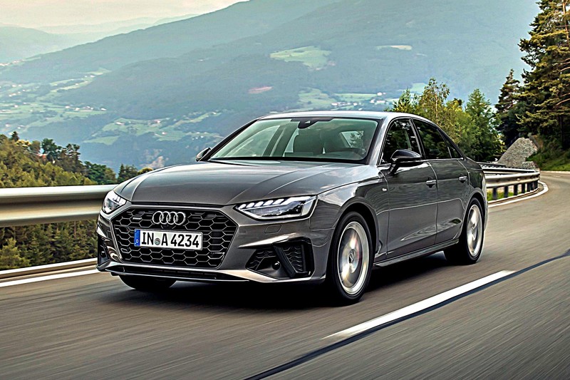 《Audi A4/A4 Avant》小改款持續預售中! 另有8月份促銷優惠與5年原廠保固! 《Audi A4/A4 Avant》小改款持續預售中! 另有8月份促銷優惠與5年原廠保固!