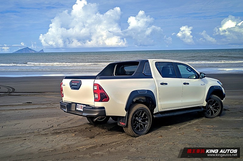 《Toyota Hilux》 小改款試駕︱ 這樣改、才對味! 《Toyota Hilux》 小改款試駕︱ 這樣改、才對味!