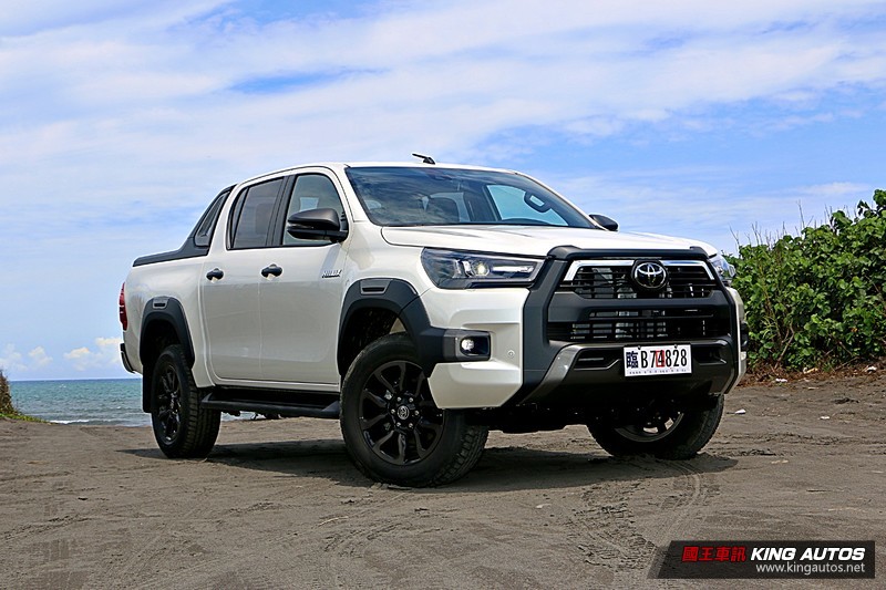 《Toyota Hilux》 小改款試駕︱ 這樣改、才對味! 《Toyota Hilux》 小改款試駕︱ 這樣改、才對味!