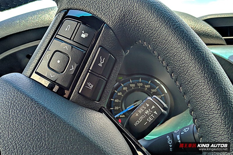 《Toyota Hilux》 小改款試駕︱ 這樣改、才對味! 《Toyota Hilux》 小改款試駕︱ 這樣改、才對味!