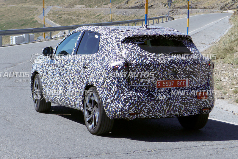 新世代《Nissan Qashqai》亮相倒數 你可以再靠近一點嗎? 新世代《Nissan Qashqai》亮相倒數 你可以再靠近一點嗎?