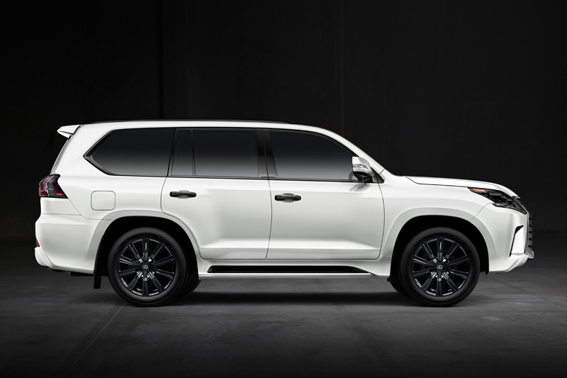 2021年式《Lexus LX 570》霸氣登場 旗艦SUV就是要夠威 2021年式《Lexus LX 570》霸氣登場 旗艦SUV就是要夠威