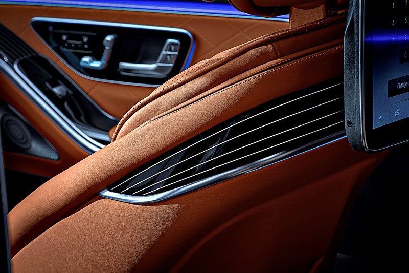 全新第7代《Mercedes-Benz S-Class》內裝大公開！ 以豪華遊艇設計為靈感來源！ 呈現科技、奢華、簡約風格！
