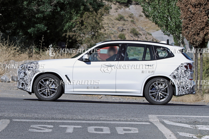 無碼高清照流出!小改款《BMW X3》首張官方照曝光 車頭更有型! 無碼高清照流出!小改款《BMW X3》首張官方照曝光 車頭更有型!