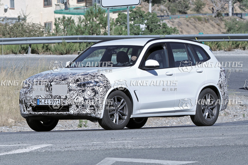 無碼高清照流出!小改款《BMW X3》首張官方照曝光 車頭更有型! 無碼高清照流出!小改款《BMW X3》首張官方照曝光 車頭更有型!