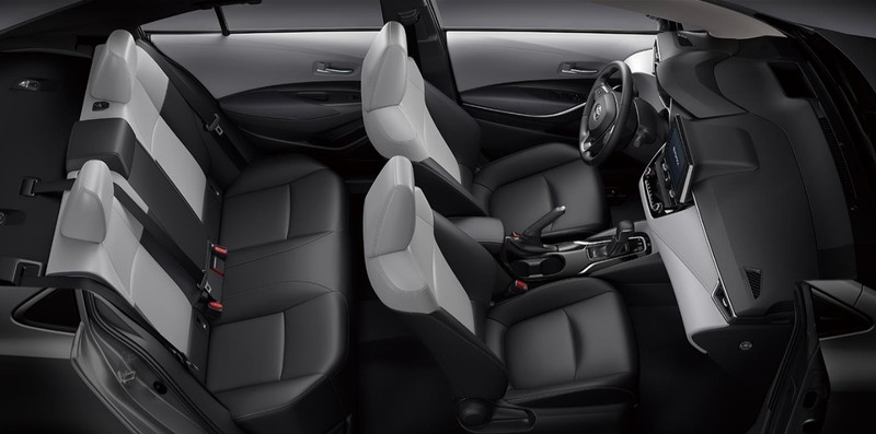 《Nissan Sentra》造型、空間、主動安全勝《國產神車Altis》!嘆全新仙草上市稍晚失先機 《Nissan Sentra》造型、空間、主動安全勝《國產神車Altis》!嘆全新仙草上市稍晚失先機