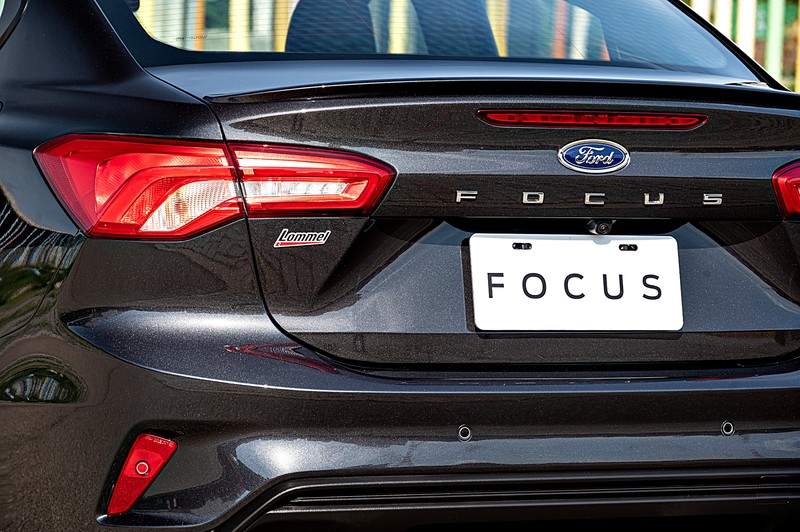 新增建議售價92.9萬元的四門ST-Line Lommel版! 《Ford Focus》20.75年式全陣線新亮相! 新增建議售價92.9萬元的四門ST-Line Lommel版! 《Ford Focus》20.75年式全陣線新亮相!