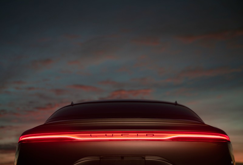 全球首發《Lucid Air》純電四門房車續航力832km大幅超越Tesla!零肆加速10秒內! 全球首發《Lucid Air》純電四門房車續航力832km大幅超越Tesla!零肆加速10秒內!