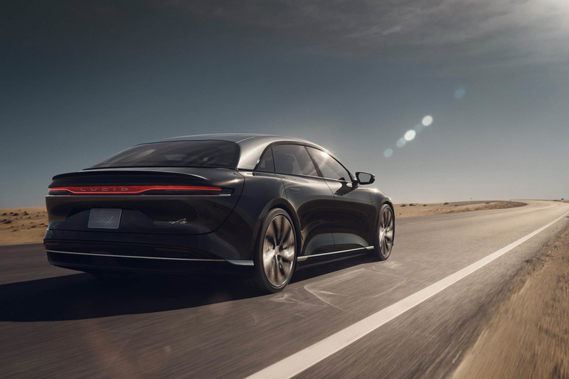 全球首發《Lucid Air》純電四門房車續航力832km大幅超越Tesla!零肆加速10秒內! 全球首發《Lucid Air》純電四門房車續航力832km大幅超越Tesla!零肆加速10秒內!