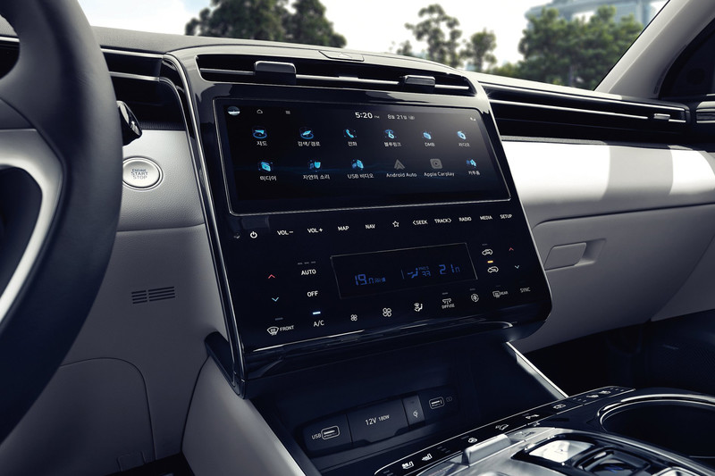 這次走得很前面 全新第4代《Hyundai Tucson》首搭1.6渦輪油電動力驚豔登場 這次走得很前面 全新第4代《Hyundai Tucson》首搭1.6渦輪油電動力驚豔登場