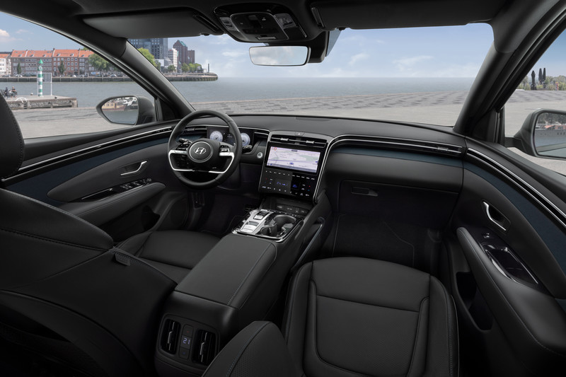 這次走得很前面 全新第4代《Hyundai Tucson》首搭1.6渦輪油電動力驚豔登場 這次走得很前面 全新第4代《Hyundai Tucson》首搭1.6渦輪油電動力驚豔登場