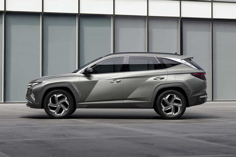 這次走得很前面 全新第4代《Hyundai Tucson》首搭1.6渦輪油電動力驚豔登場 這次走得很前面 全新第4代《Hyundai Tucson》首搭1.6渦輪油電動力驚豔登場