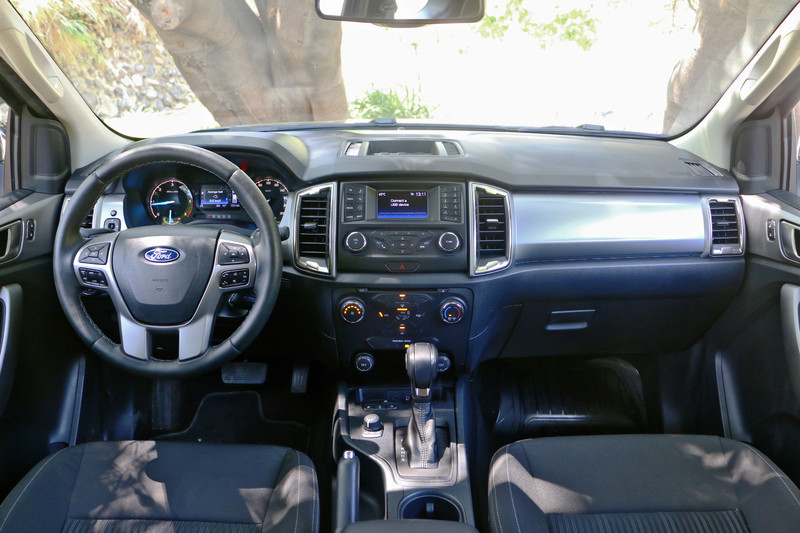 《Ford Ranger 德州騎兵版》隔音好、配備佳|衝著《海力士Hilux》而來!同場加映《職人版》 《Ford Ranger 德州騎兵版》隔音好、配備佳|衝著《海力士Hilux》而來!同場加映《職人版》