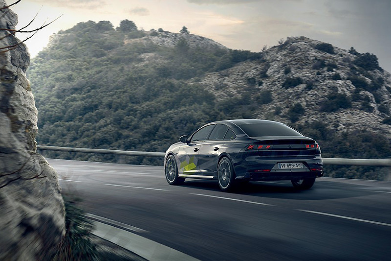插電猛獅《Peugeot 508 PSE/508 SW PSE》殺氣登場 房車和旅行車誰是你的菜？