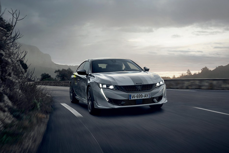插電猛獅《Peugeot 508 PSE/508 SW PSE》殺氣登場 房車和旅行車誰是你的菜？