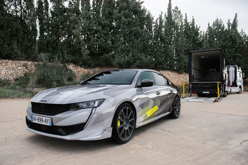 插電猛獅《Peugeot 508 PSE/508 SW PSE》殺氣登場 房車和旅行車誰是你的菜？