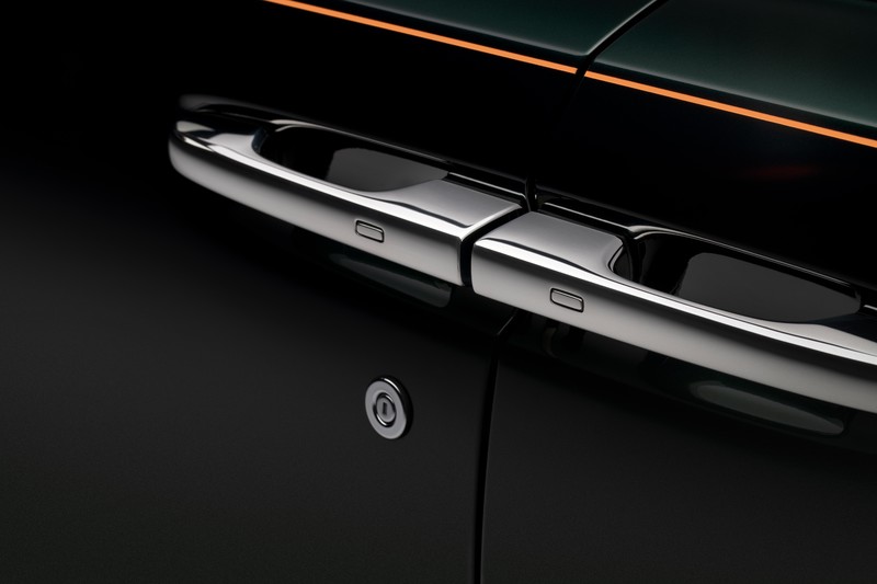 《Rolls-Royce Ghost Extended》長軸版 勞斯萊斯 鬼魅|後座空間超越《Phantom 幻影》 《Rolls-Royce Ghost Extended》長軸版 勞斯萊斯 鬼魅|後座空間超越《Phantom 幻影》