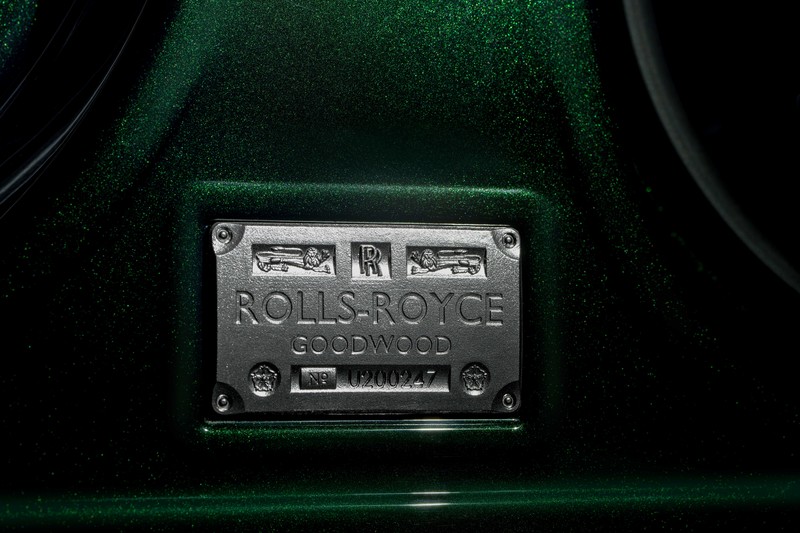 《Rolls-Royce Ghost Extended》長軸版 勞斯萊斯 鬼魅|後座空間超越《Phantom 幻影》 《Rolls-Royce Ghost Extended》長軸版 勞斯萊斯 鬼魅|後座空間超越《Phantom 幻影》