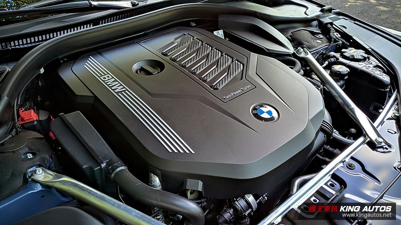 《BMW 840i Gran Coupe M Sport》試駕︱帥勁、動感、奢華!兼具絕佳駕馭樂趣! 《BMW 840i Gran Coupe M Sport》試駕︱帥勁、動感、奢華!兼具絕佳駕馭樂趣!