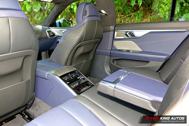 《BMW 840i Gran Coupe M Sport》試駕︱帥勁、動感、奢華!兼具絕佳駕馭樂趣! 《BMW 840i Gran Coupe M Sport》試駕︱帥勁、動感、奢華!兼具絕佳駕馭樂趣!