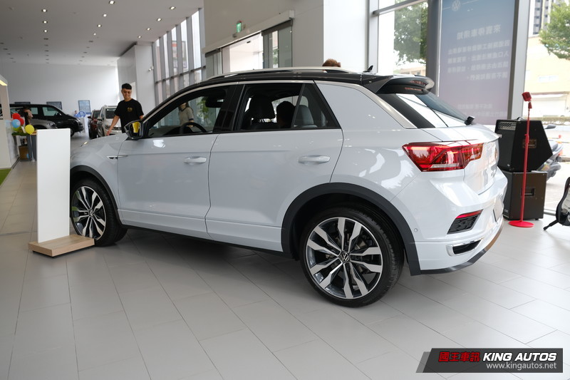 《Volkswagen T-Roc》實車現場直擊 暫代Golf角逐市場的搖滾跑旅 《Volkswagen T-Roc》實車現場直擊 暫代Golf角逐市場的搖滾跑旅