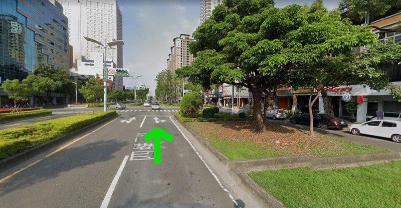 快車道可以右轉?《道路交安大解析》這樣右轉才正確 快車道可以右轉?《道路交安大解析》這樣右轉才正確