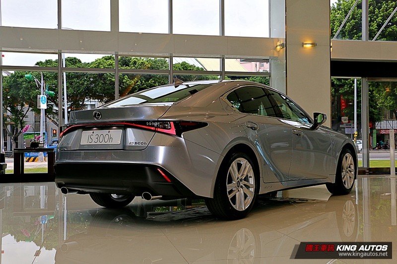 全車系200萬元有找! 21年式《Lexus IS小改款》開始接單預售! 全車系200萬元有找! 21年式《Lexus IS小改款》開始接單預售!