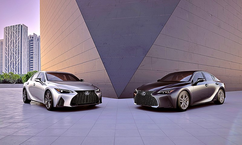 全車系200萬元有找! 21年式《Lexus IS小改款》開始接單預售! 全車系200萬元有找! 21年式《Lexus IS小改款》開始接單預售!