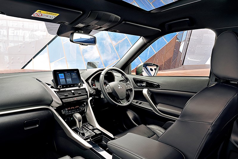 外型搶眼且導入插電動力!《Mitsubishi Eclipse Cross》小改款全球首演! 外型搶眼且導入插電動力!《Mitsubishi Eclipse Cross》小改款全球首演!