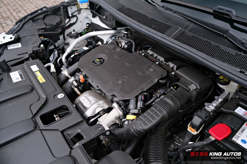 小公主上路︱《Peugeot 3008 SUV》法系柴油獅,專注細節的小浪漫 小公主上路︱《Peugeot 3008 SUV》法系柴油獅,專注細節的小浪漫
