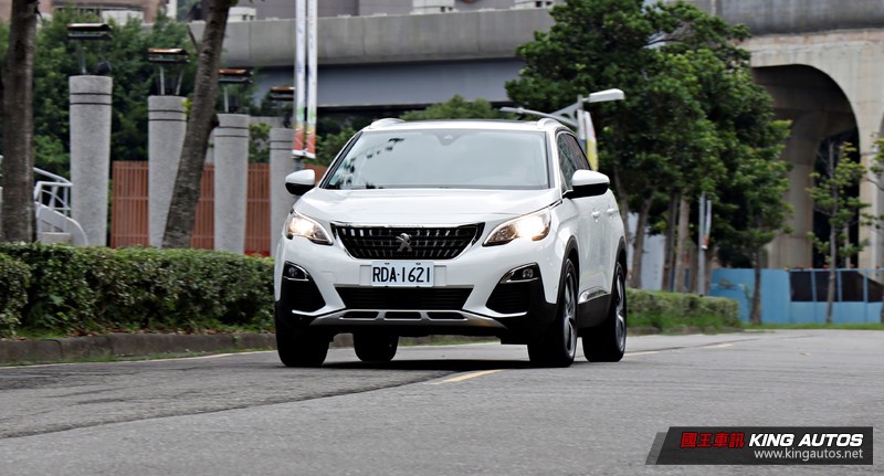 小公主上路︱《Peugeot 3008 SUV》法系柴油獅,專注細節的小浪漫 小公主上路︱《Peugeot 3008 SUV》法系柴油獅,專注細節的小浪漫