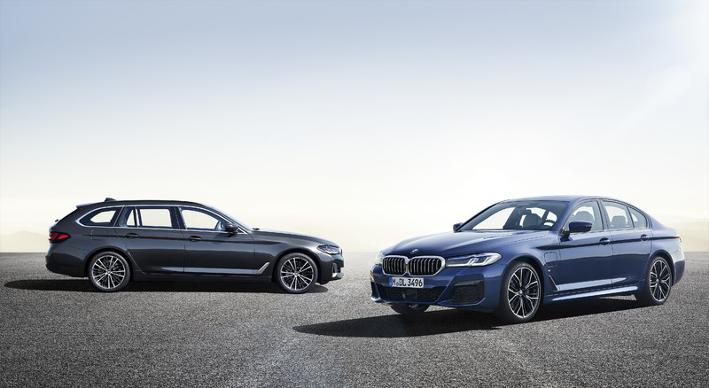 小改款《BMW 5 Series》正式登台 讓你用iPhone當鑰匙限量首發版還升級15萬配備 小改款《BMW 5 Series》正式登台 讓你用iPhone當鑰匙限量首發版還升級15萬配備