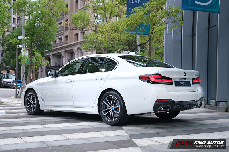 該選房車還是旅行車?《BMW 520i M Sport首發版》現場直擊 該選房車還是旅行車?《BMW 520i M Sport首發版》現場直擊
