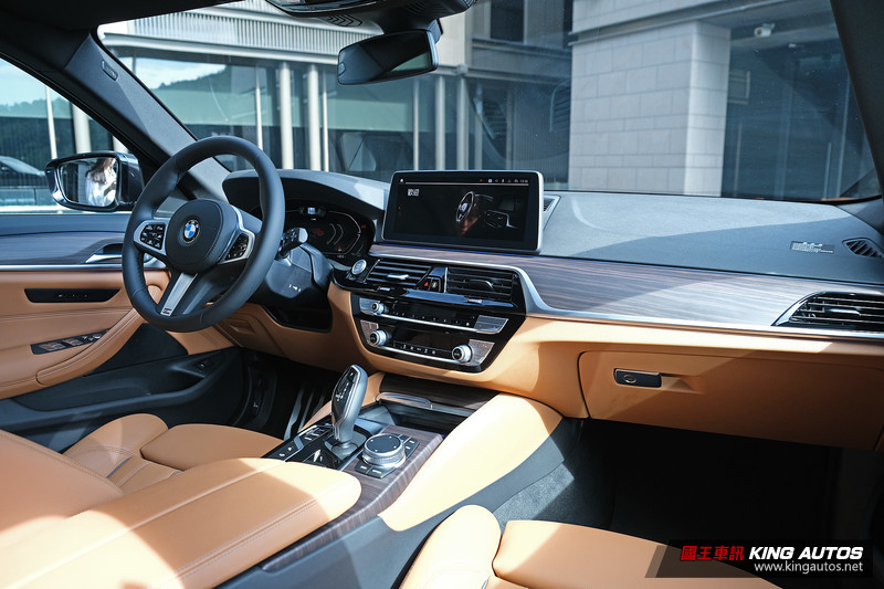 該選房車還是旅行車?《BMW 520i M Sport首發版》現場直擊 該選房車還是旅行車?《BMW 520i M Sport首發版》現場直擊