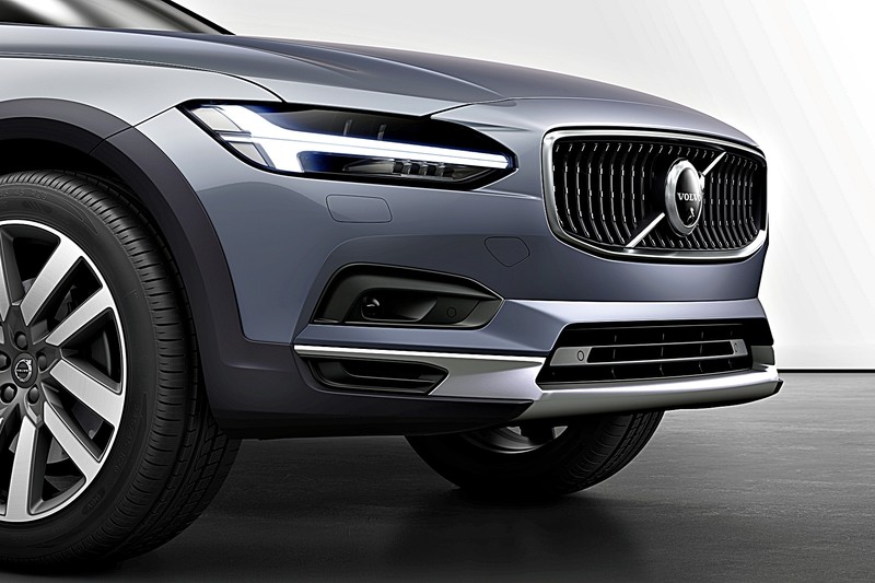 259萬元起!新年式《Volvo V90 Cross Country》升級48V輕油電上市 259萬元起!新年式《Volvo V90 Cross Country》升級48V輕油電上市