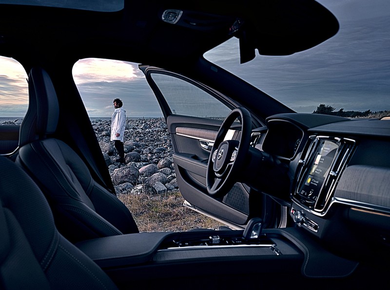 259萬元起!新年式《Volvo V90 Cross Country》升級48V輕油電上市 259萬元起!新年式《Volvo V90 Cross Country》升級48V輕油電上市
