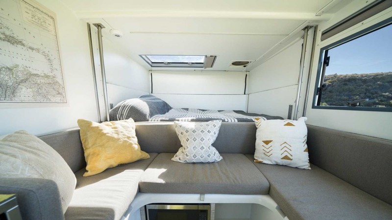把貨車改成600萬的露營車!《Ford F-550 Adrift》結合越野快感與舒適生活 把貨車改成600萬的露營車!《Ford F-550 Adrift》結合越野快感與舒適生活