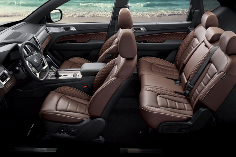 小改款《SsangYong Rexton》正式發表 把廠徽遮住你能認出它是誰嗎？